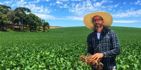 Rodrigo Alessio no 1º Simpósio Paranaense de Agricultura Sustentável e Uso de Bioinsumos